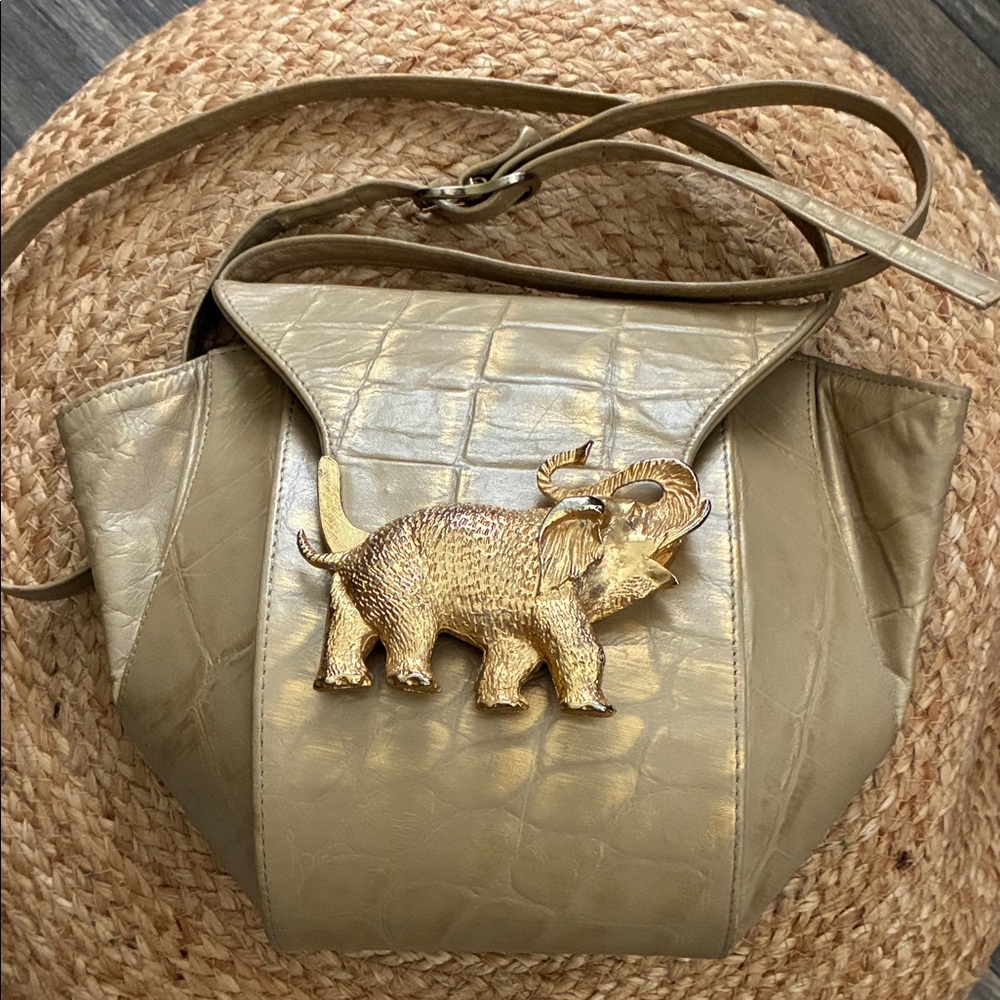 Atalla Beige Leather Handbag with Gold Detail